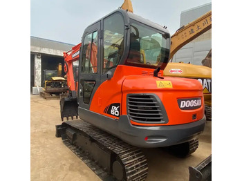 Pelle sur chenille dx60 dx55 ON SALE Doosan 6ton dx60 Used  excavator in stock: photos 2