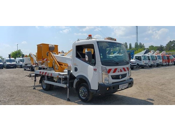 Camion avec nacelle RENAULT Maxity