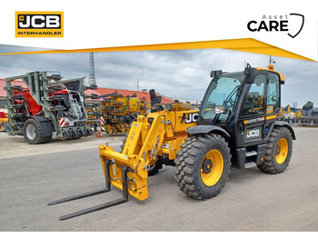 Chariot télescopique JCB