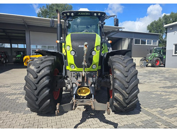 Tracteur agricole Claas Axion 940 Cmatic: photos 3