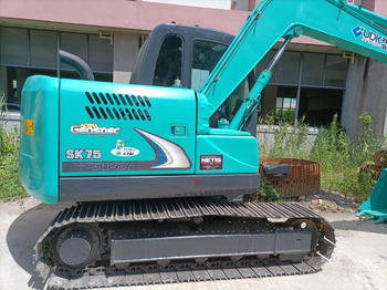 Pelle sur chenille Kobelco SK75: photos 3