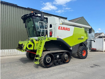 Moissonneuse-batteuse CLAAS Lexion 750