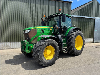Tracteur agricole JOHN DEERE 6215R
