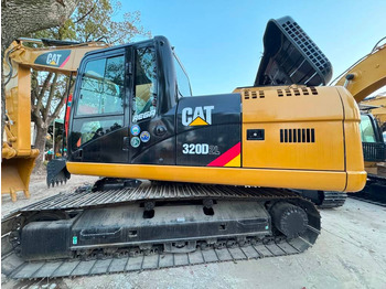 Pelle sur chenille CAT 320 D-C7.1 enging: photos 3