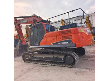 Pelle sur chenille DOOSAN DX300