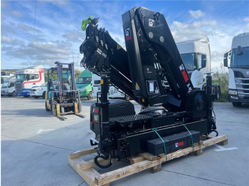 Grue auxiliaire HIAB