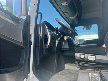 Photo d'intérieur 1: MAN TGX 18.480/RETARDER/ - crédit-bail MAN TGX 18.480/RETARDER/