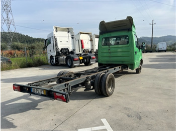 Véhicule utilitaire Iveco 35C17: photos 3