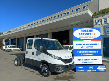 Véhicule utilitaire IVECO Daily 35c16