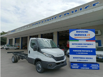 Véhicule utilitaire IVECO Daily 35c18