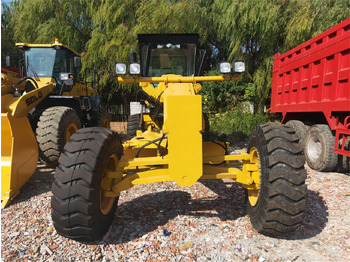 Niveleuse Caterpillar 140K: photos 2 Niveleuse Caterpillar 140K: photos 2