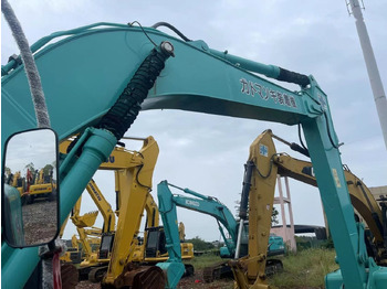 Pelle sur chenille HITACHI ZX200