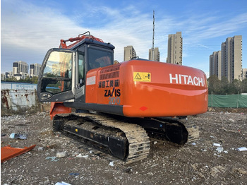 Pelle sur chenille Hitachi ZX200-3: photos 5
