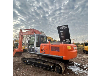 Pelle sur chenille HITACHI ZX240