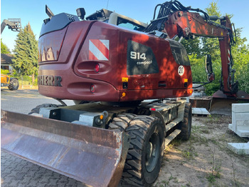 Pelle sur pneus LIEBHERR A 914