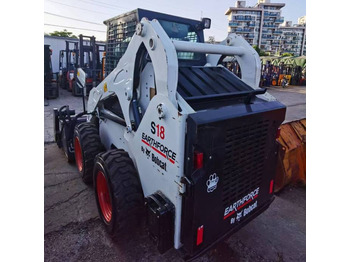 Mini chargeuse BOBCAT S18: photos 2