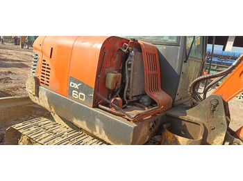 DOOSAN dx60 - crédit-bail DOOSAN dx60: photos 4