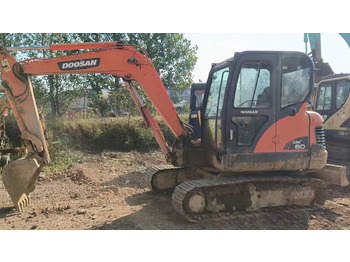DOOSAN dx60 - crédit-bail DOOSAN dx60: photos 1