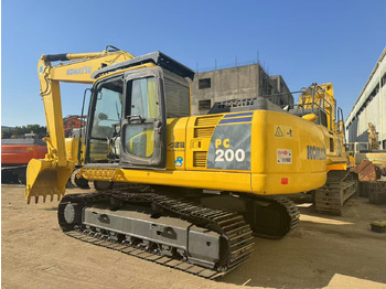 Pelle sur chenille KOMATSU PC200-8: photos 2