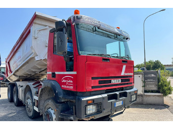 Camion benne IVECO Magirus