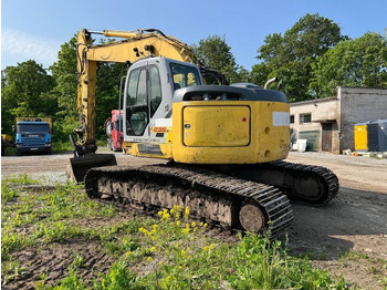 Pelle sur chenille NEW HOLLAND KOBELCO E235BSRLC-2: photos 4