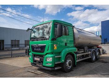 Camion citerne MAN TGS 26.460