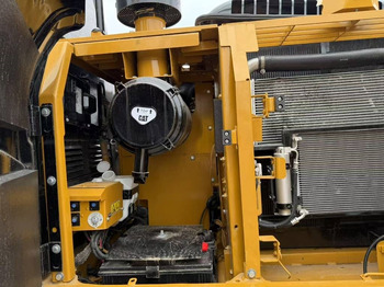 Pelle sur chenille CAT 320D2: photos 5