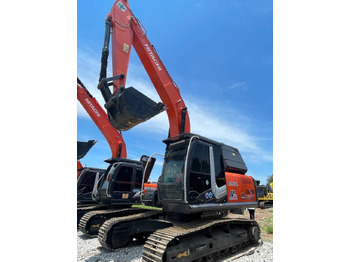 Pelle sur chenille HITACHI ZX240