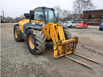 Chariot télescopique JCB