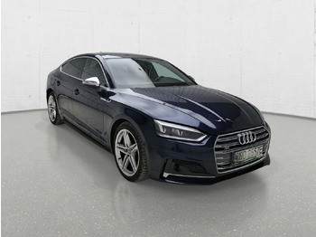 Voiture AUDI