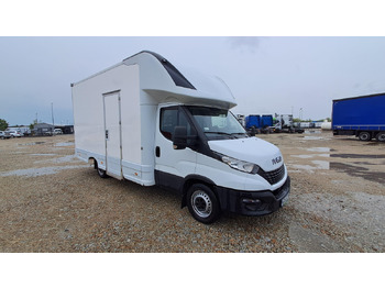 Fourgon grand volume IVECO Daily