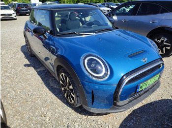 Voiture à hayon