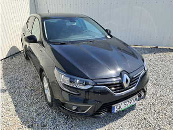 Voiture à hayon RENAULT