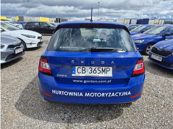 Voiture à hayon SKODA FABIA HATCHBACK: photos 5