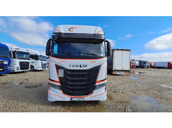 IVECO AS440ST/FP LT LNG CIĄGNIK SIODŁOWY - crédit-bail IVECO AS440ST/FP LT LNG CIĄGNIK SIODŁOWY: photos 2