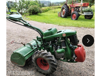 Tracteur agricole