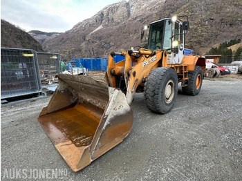 Chargeuse sur pneus FIAT-HITACHI