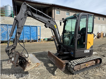 Mini pelle VOLVO ECR25D