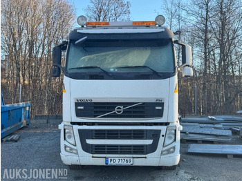 Camion grue 2013 Volvo FH 62RB kranbil / HIAB kran / 28 tonnmeter: photos 2 Camion grue 2013 Volvo FH 62RB kranbil / HIAB kran / 28 tonnmeter: photos 2