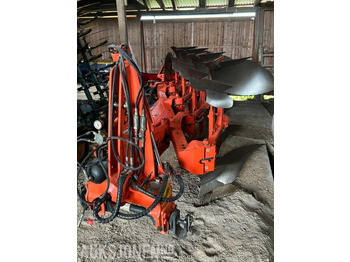 Machine agricole KUHN