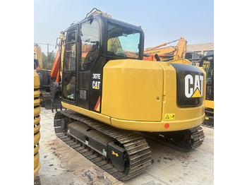 Pelle sur chenille CATERPILLAR 307E