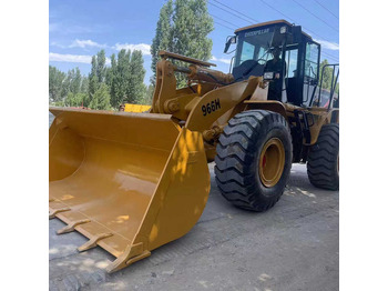 Chargeuse sur pneus CATERPILLAR 966H