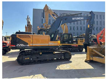 Pelle sur chenille HYUNDAI