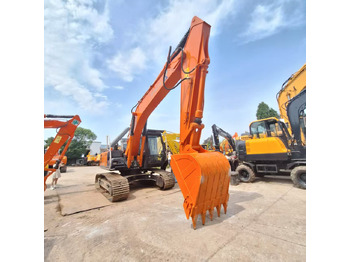 Pelle sur chenille Hitachi ZX200 Excavator: photos 3 Pelle sur chenille Hitachi ZX200 Excavator: photos 3