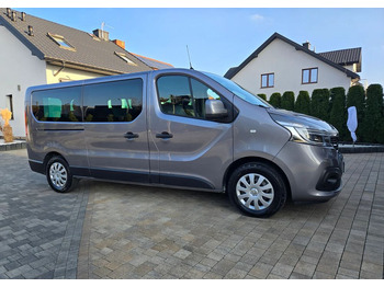 Voiture RENAULT