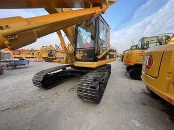 Pelle sur chenille CAT 320 B L: photos 4