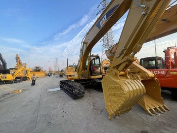 Pelle sur chenille CAT 320 B L: photos 3