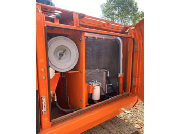 Pelle sur chenille Doosan 150: photos 2