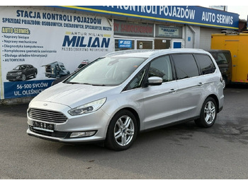 Voiture FORD