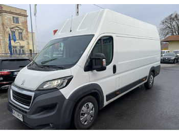 Fourgon utilitaire PEUGEOT Boxer